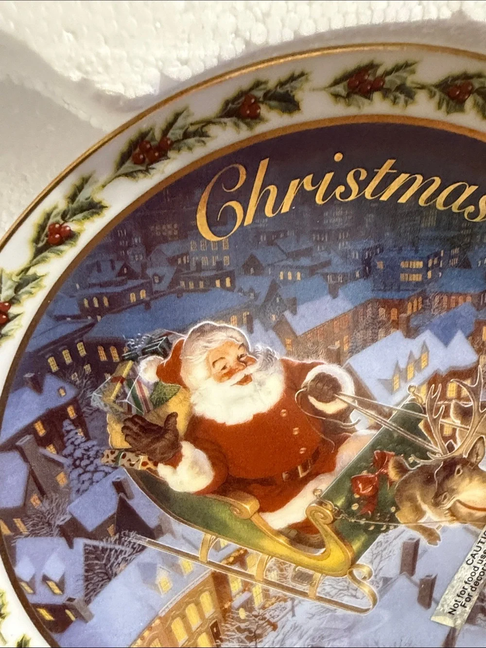 Avon 2003 Collector Plate - 22K gold rim
